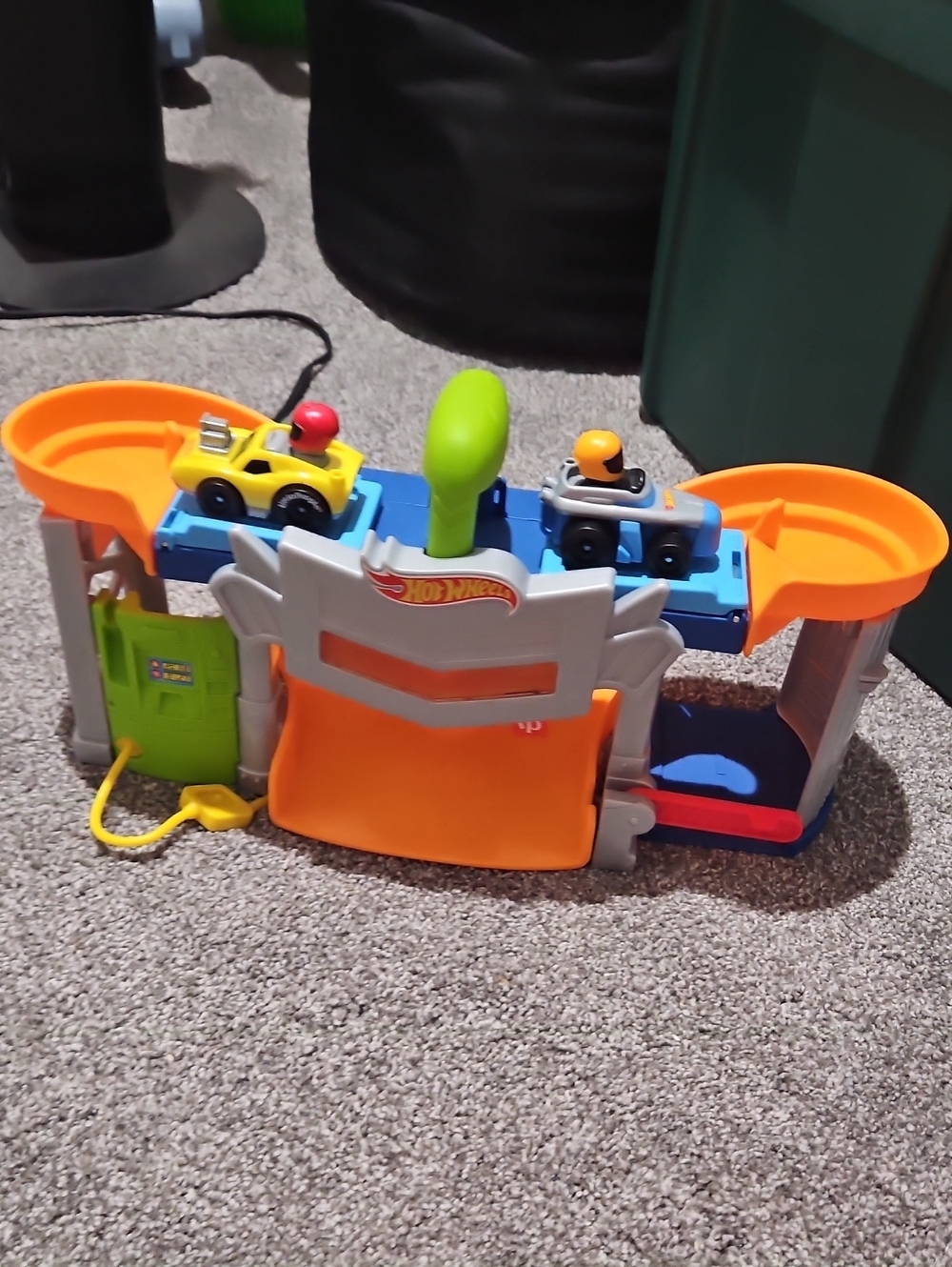 Fisher Price Little People Hotwheels Playset